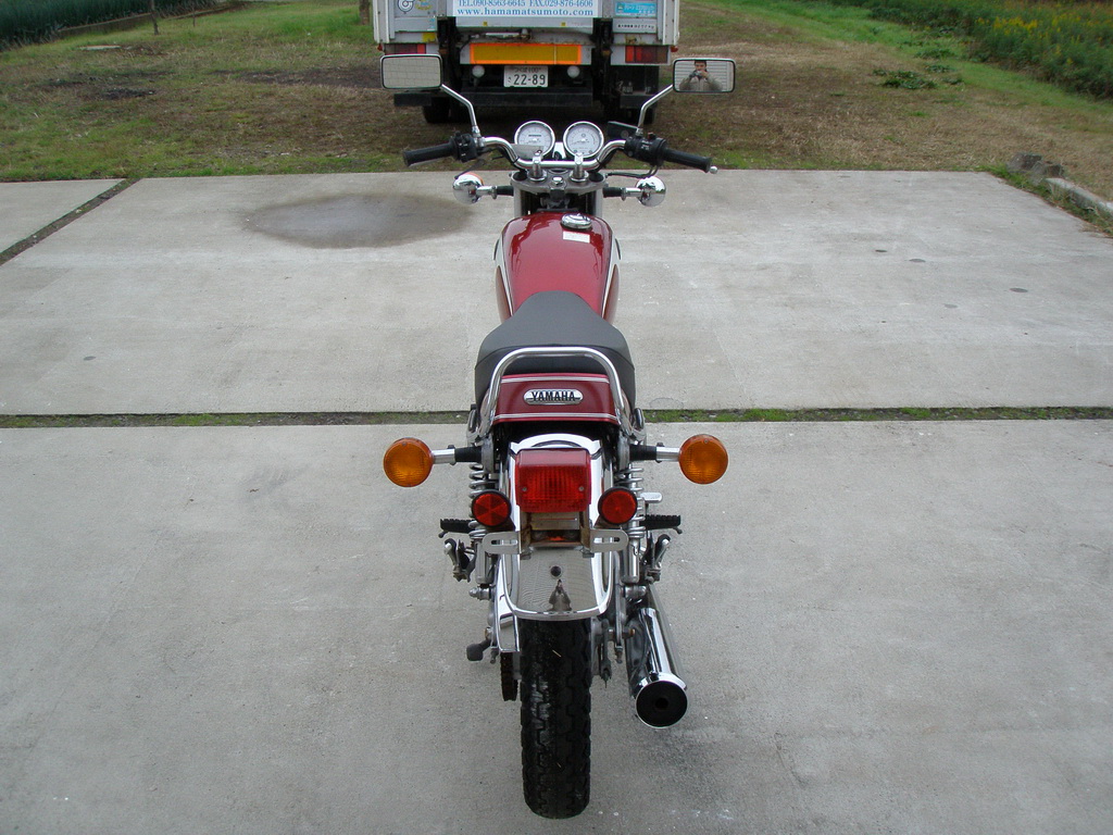 Купить мотоцикл Yamaha SR400-3 2005 фото 8